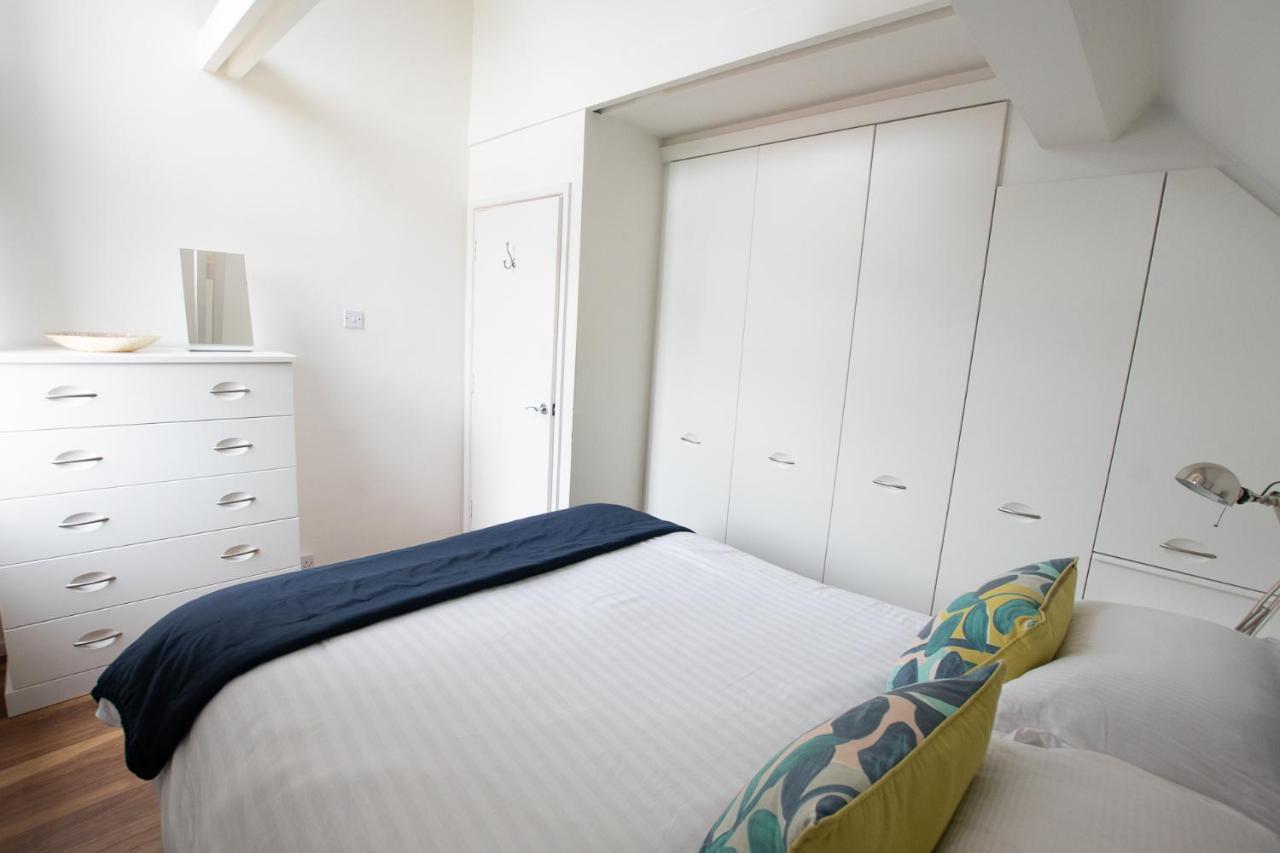 The Penthouse Canterbury - Cathedral View Bagian luar foto